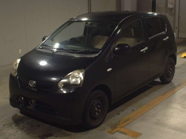 2011 Daihatsu Mira es