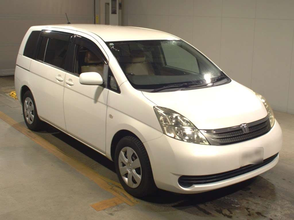 2006 Toyota Isis ZNM10G[2]