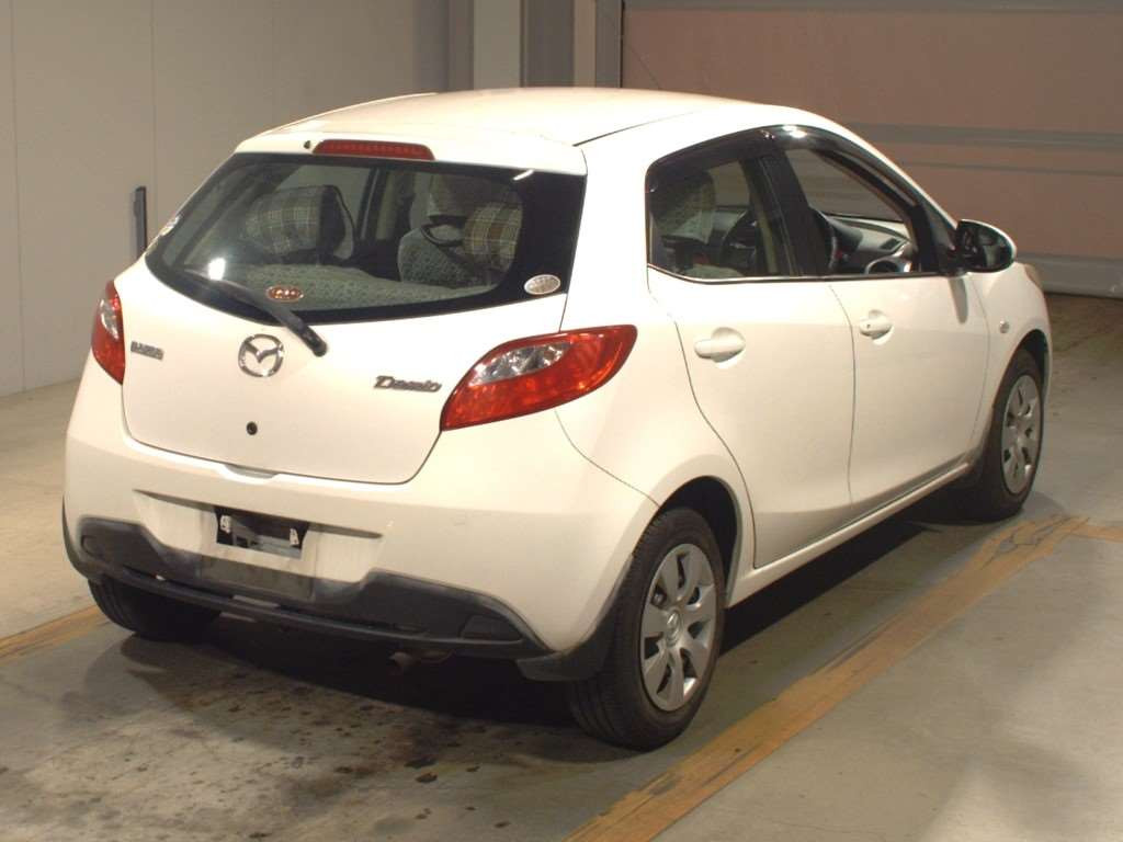 2009 Mazda Demio DE3FS[1]