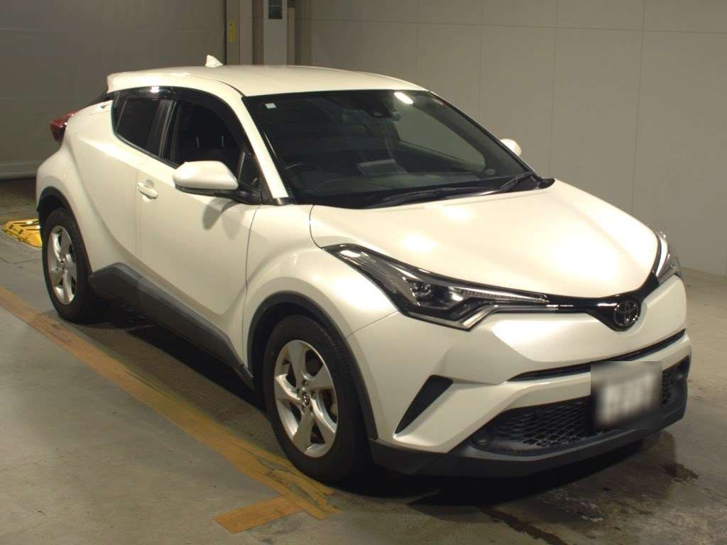 2018 Toyota C-HR NGX10[2]