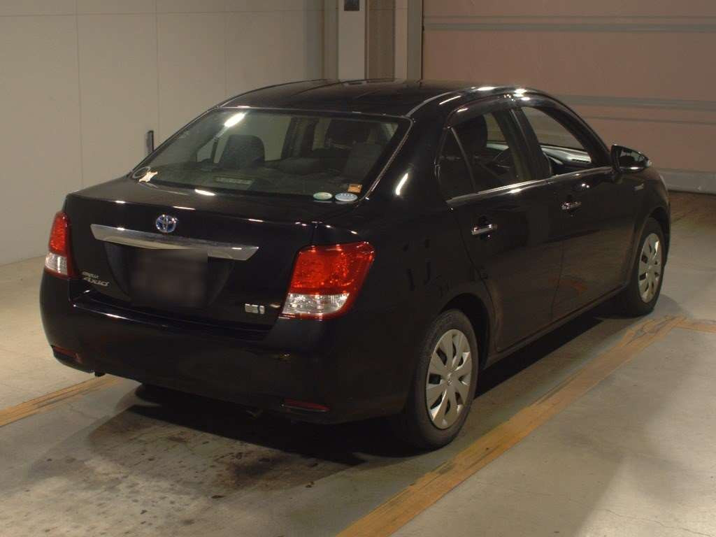 2014 Toyota Corolla Axio NKE165[1]