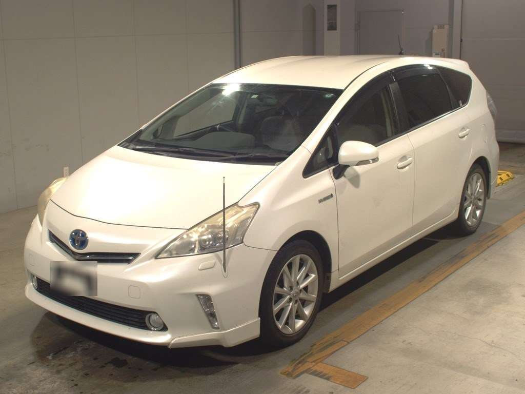 2012 Toyota Prius alpha ZVW41W[0]