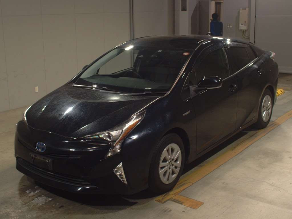 2017 Toyota Prius ZVW50[0]