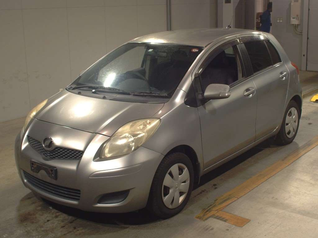 2008 Toyota Vitz SCP90[0]