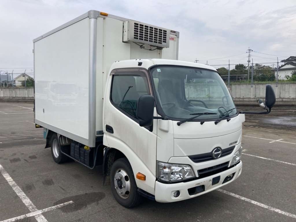 2018 Hino DUTRO XZU605M[2]