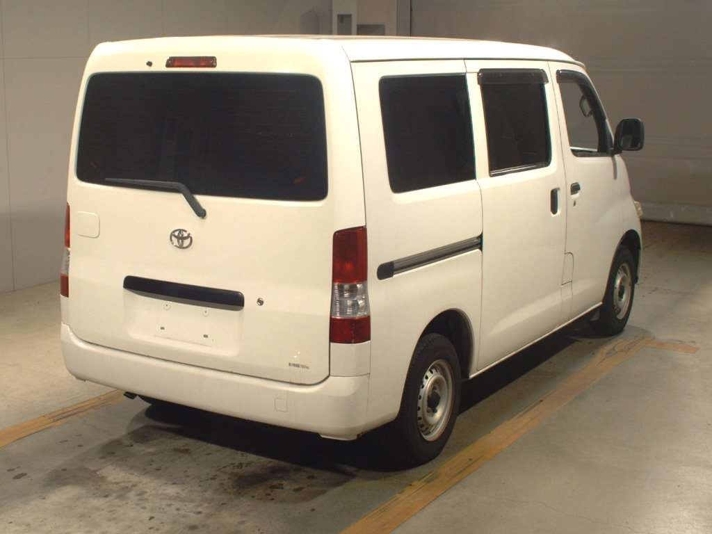 2011 Toyota Townace Van S402M[1]