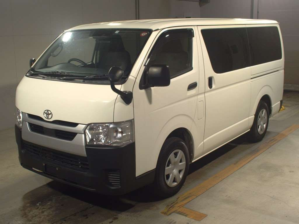 2020 Toyota Hiace Van TRH200V[0]