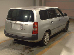 2004 Toyota Succeed Van