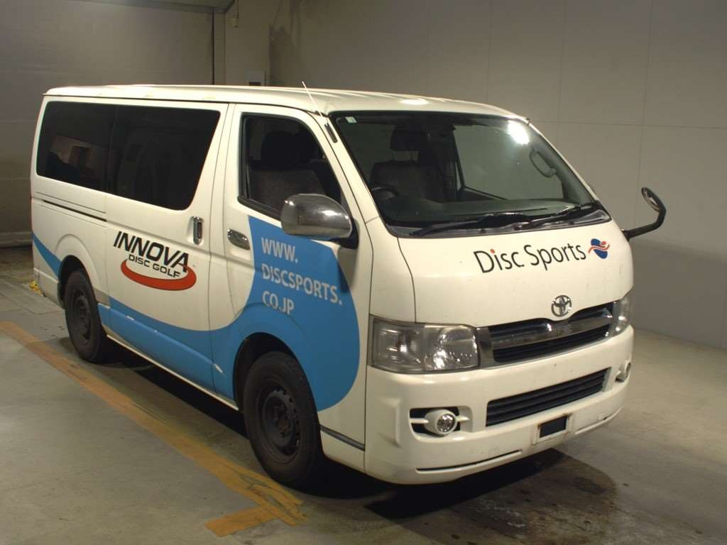 2005 Toyota Hiace Van TRH200V[2]