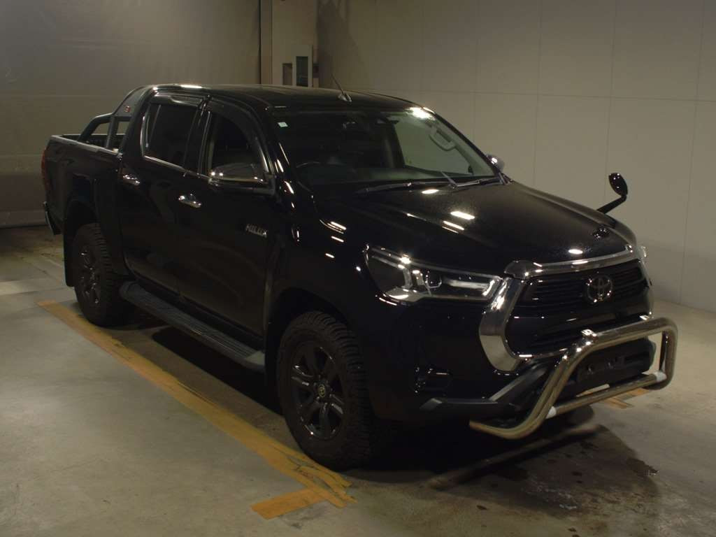 2020 Toyota Hilux GUN125[2]