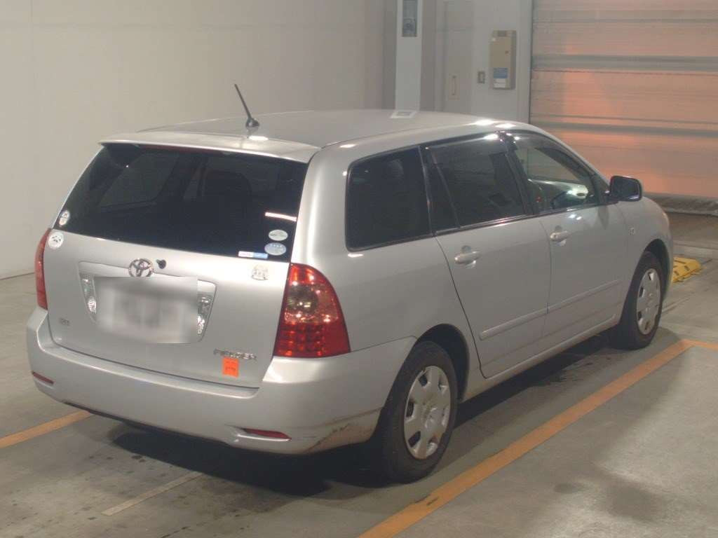 2005 Toyota Corolla Fielder NZE121G[1]