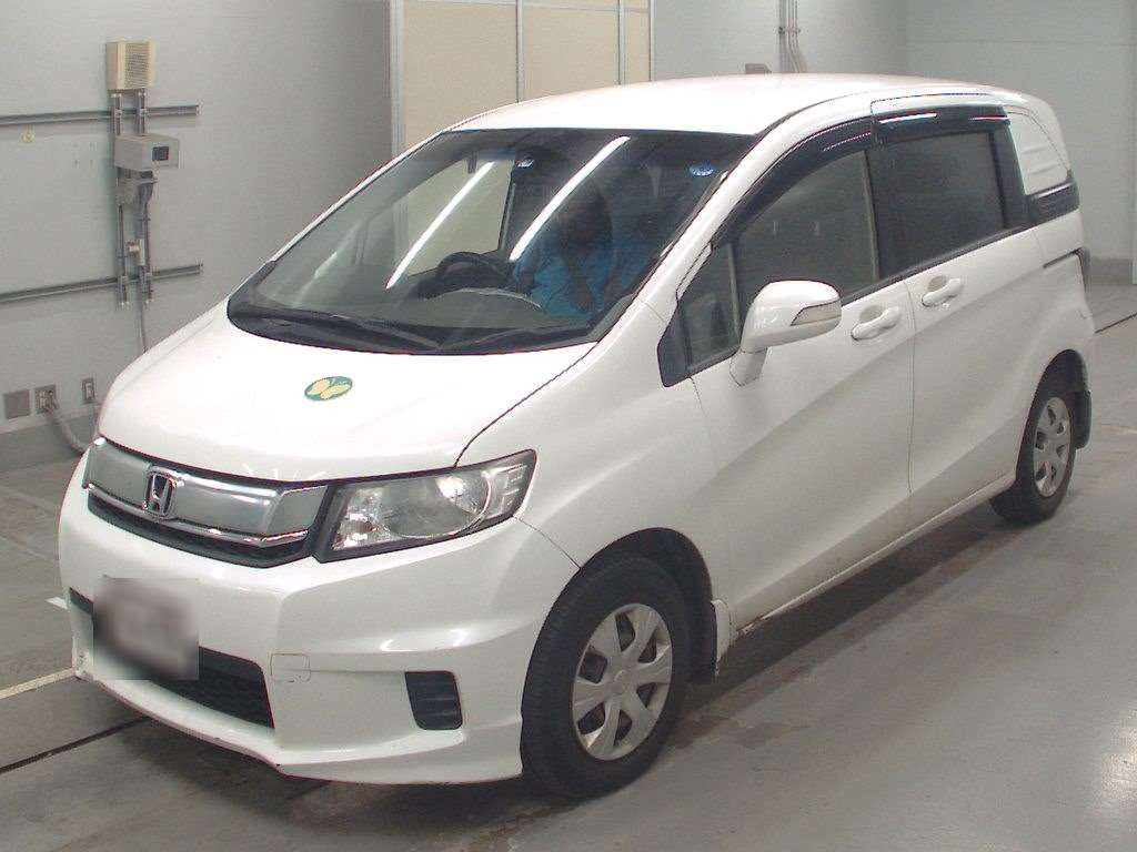 2015 Honda Freed Spike GB3[0]