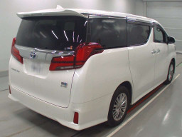 2023 Toyota Alphard Hybrid