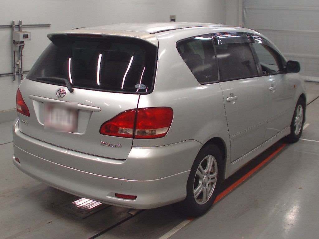 2003 Toyota Ipsum ACM21W[1]