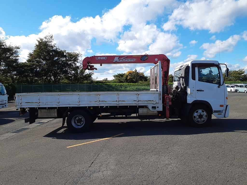 2012 UD Trucks condor MK38L[2]