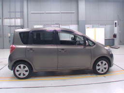 2010 Toyota Ractis