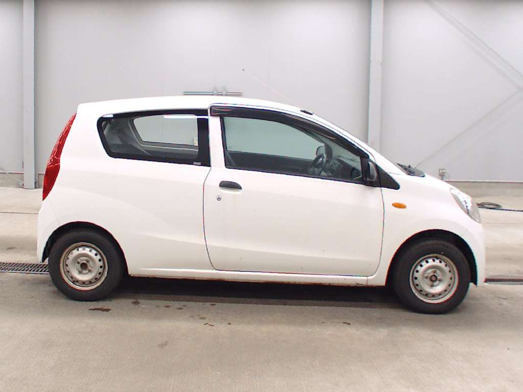 2012 Daihatsu Mira L275V[2]