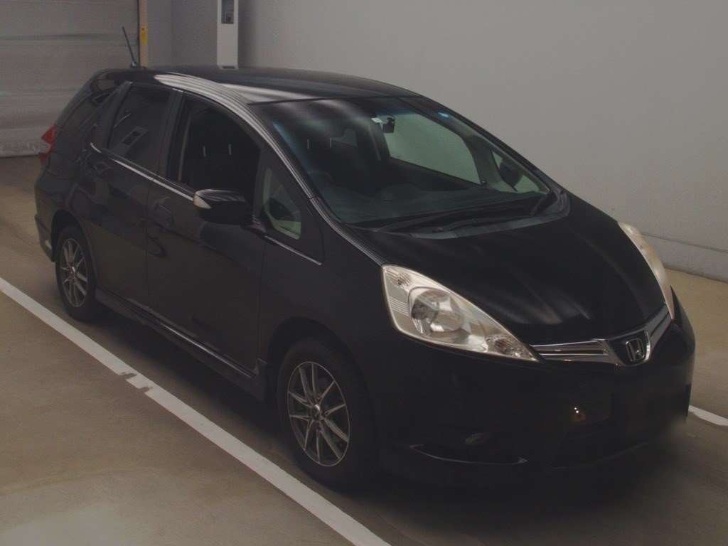 2011 Honda Fit Shuttle GG8[2]