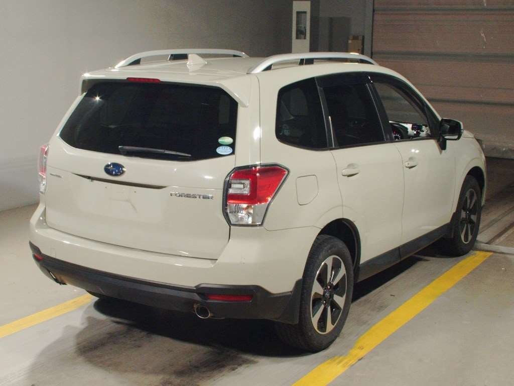 2016 Subaru Forester SJ5[1]