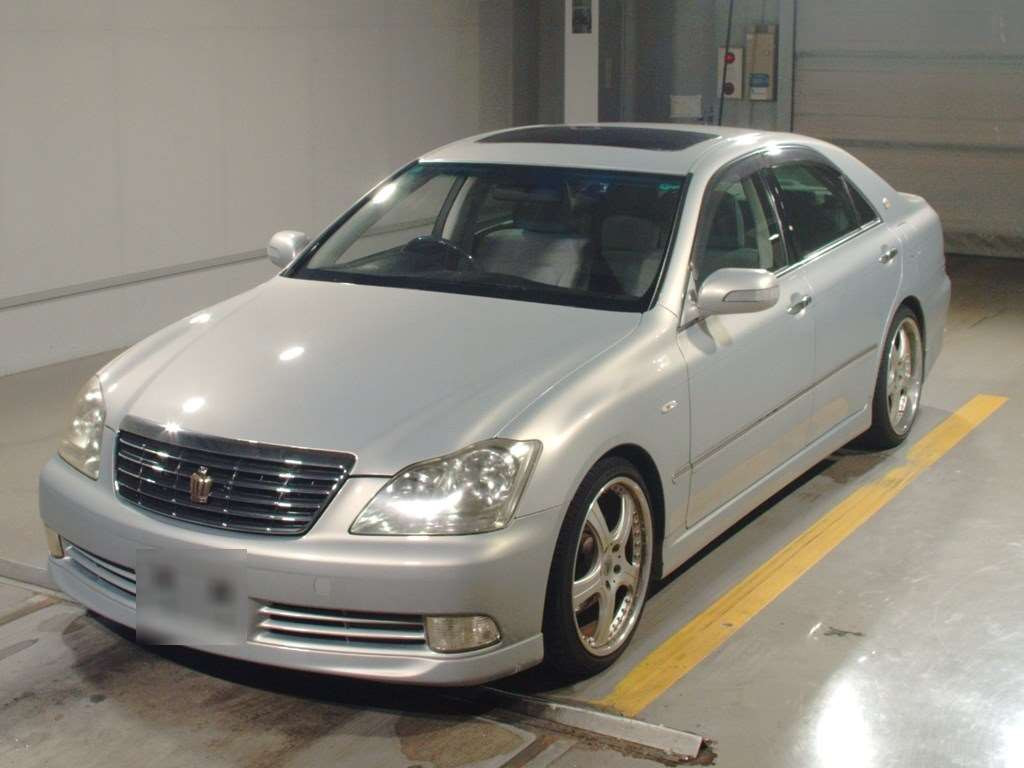 2005 Toyota Crown GRS182[0]