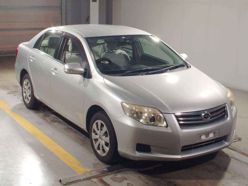 2010 Toyota Corolla Axio NZE141[2]