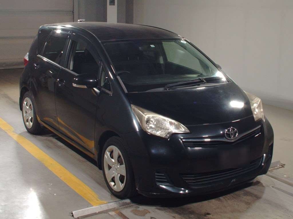 2011 Toyota Ractis NCP120[2]