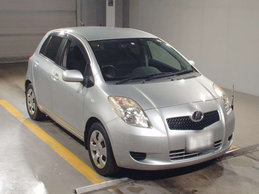 2006 Toyota Vitz SCP90[2]