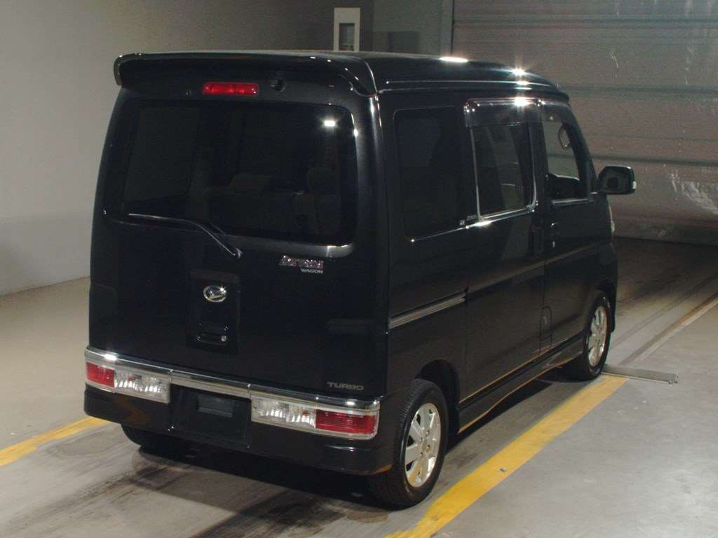 2010 Daihatsu Atrai Wagon S321G[1]