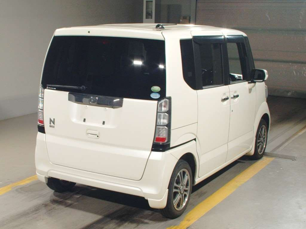 2013 Honda N-BOX JF1[1]