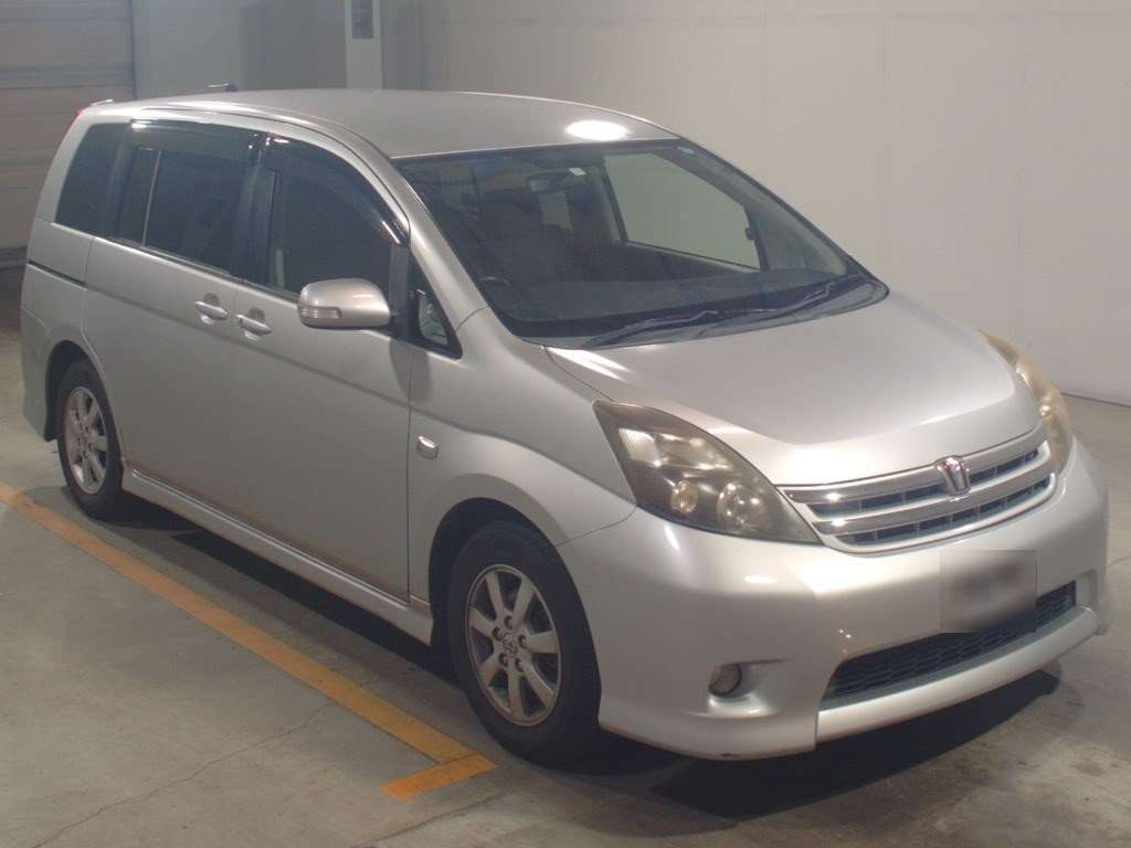 2010 Toyota Isis ZGM10W[2]