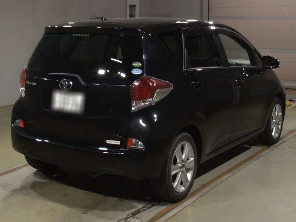 2015 Toyota Ractis NCP120[1]