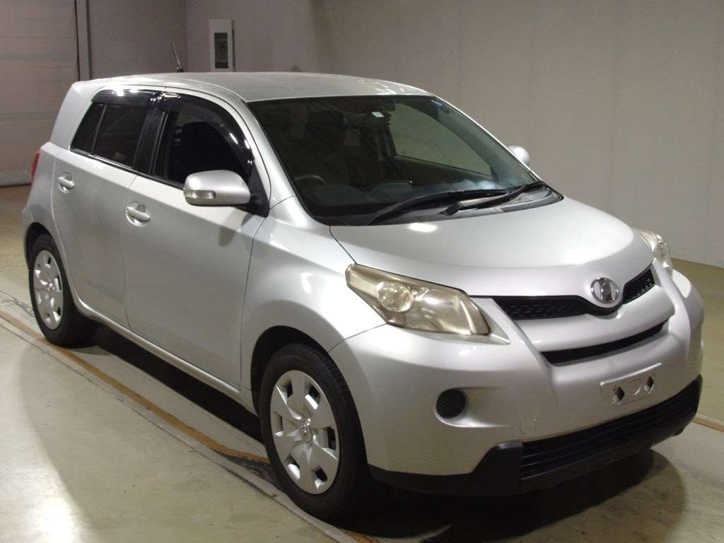 2009 Toyota IST NCP110[2]