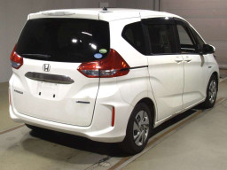 2017 Honda Freed hybrid