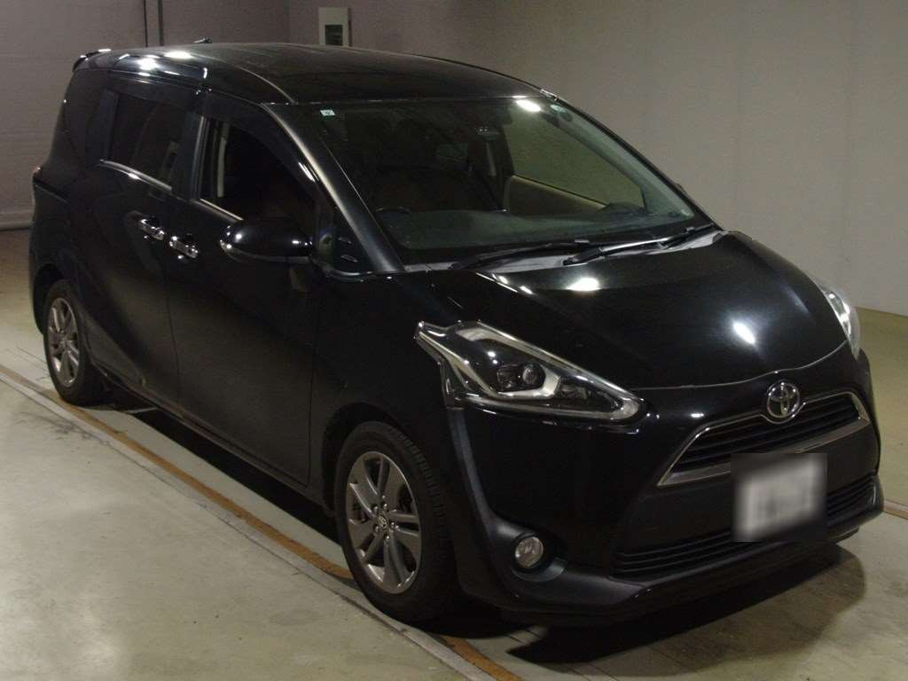 2015 Toyota Sienta NSP170G[2]