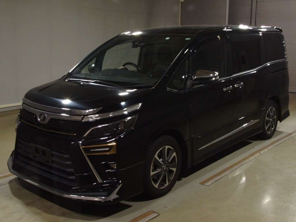 2018 Toyota Voxy ZRR80W[0]