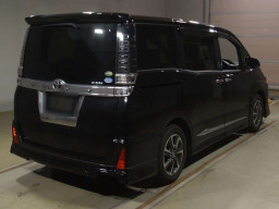 2018 Toyota Voxy