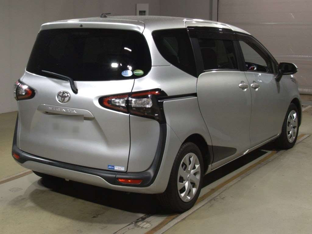 2016 Toyota Sienta NSP170G[1]