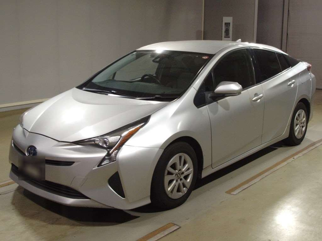 2016 Toyota Prius ZVW50[0]