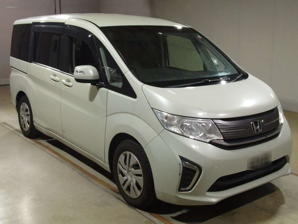 2017 Honda Step WGN RP1[2]