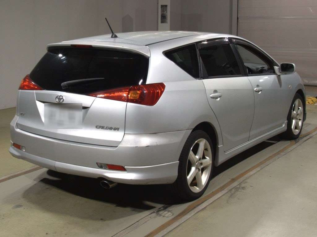 2003 Toyota Caldina AZT241W[1]