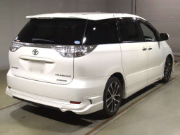 2015 Toyota Estima