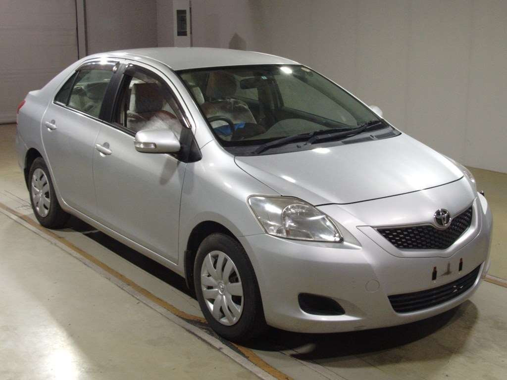 2009 Toyota Belta SCP92[2]