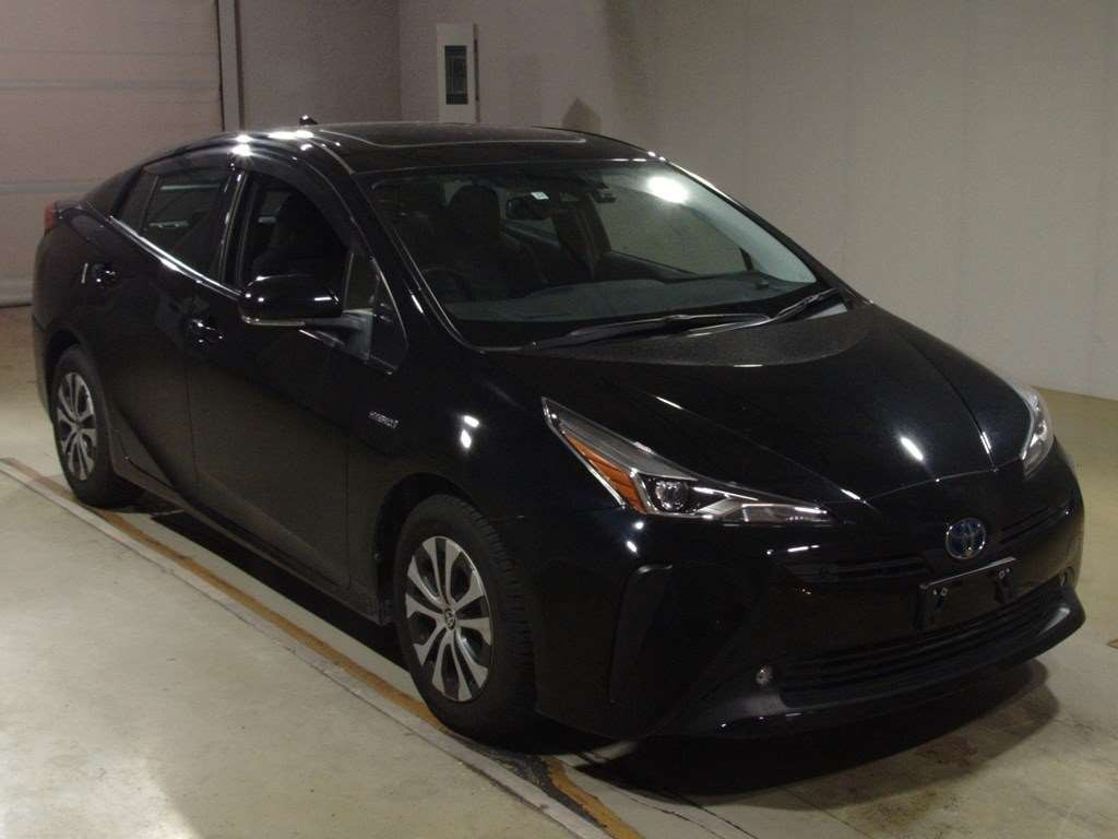 2019 Toyota Prius ZVW51[2]