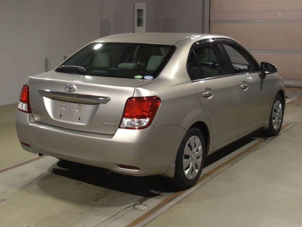 2012 Toyota Corolla Axio NZE161[1]