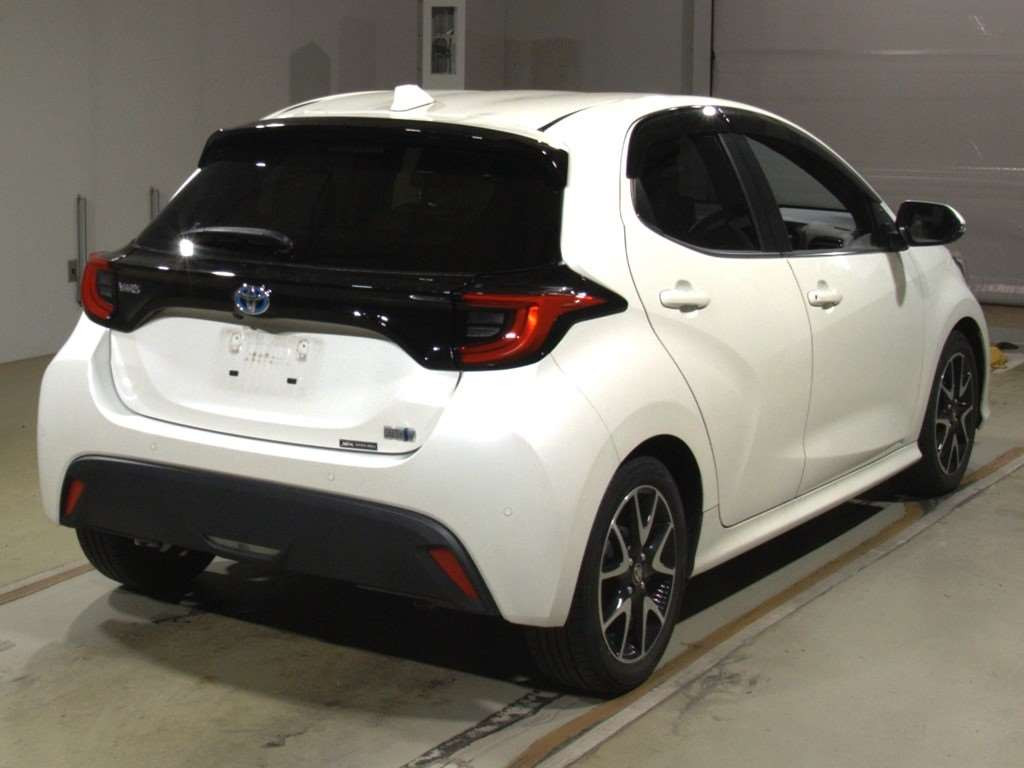 2021 Toyota YARIS MXPH10[1]