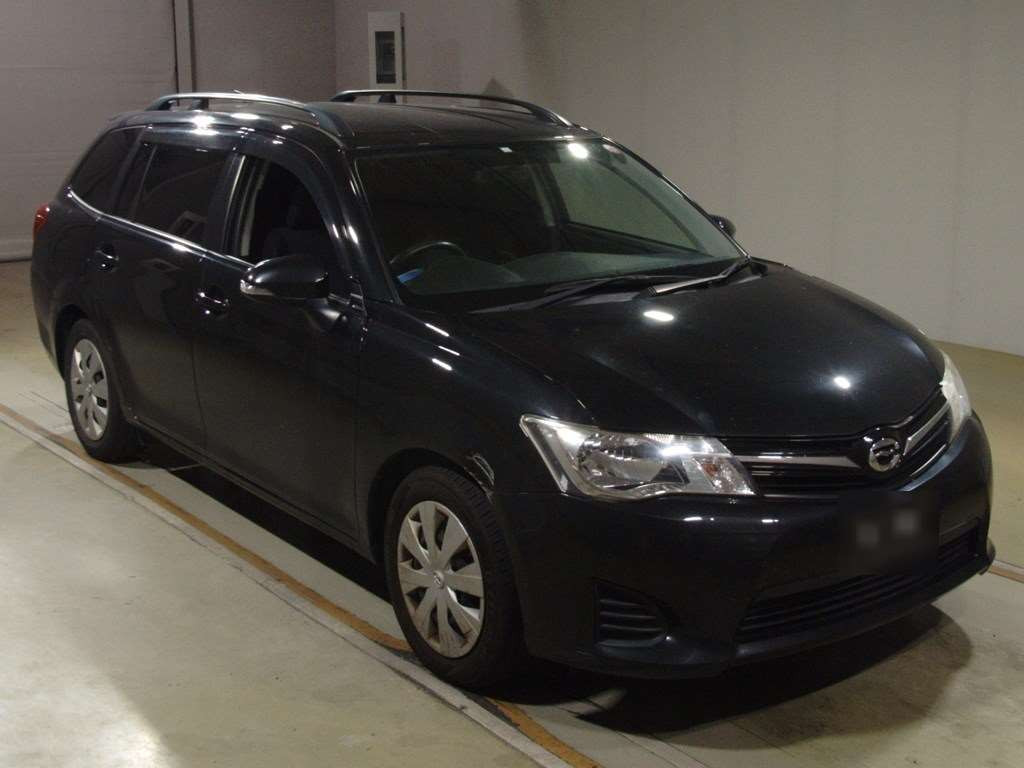 2012 Toyota Corolla Fielder NZE161G[2]