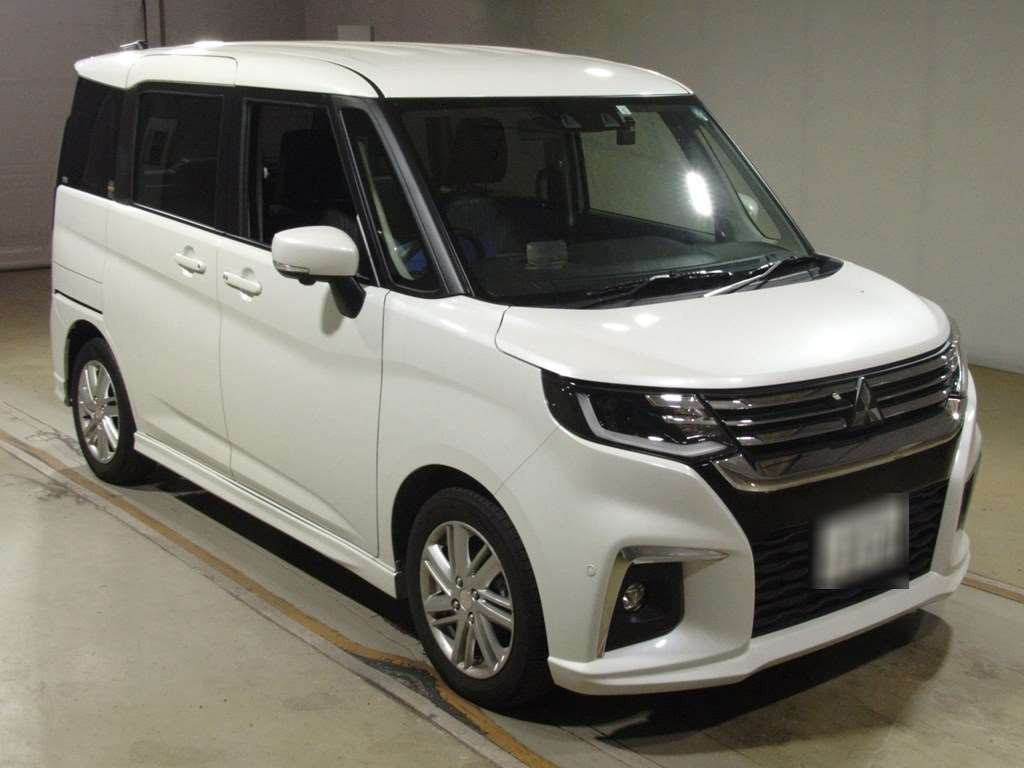 2023 Mitsubishi Delica D2 MB37S[2]