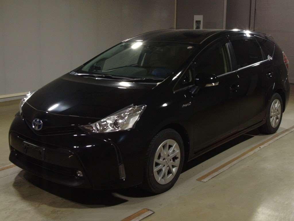 2016 Toyota Prius alpha ZVW41W[0]