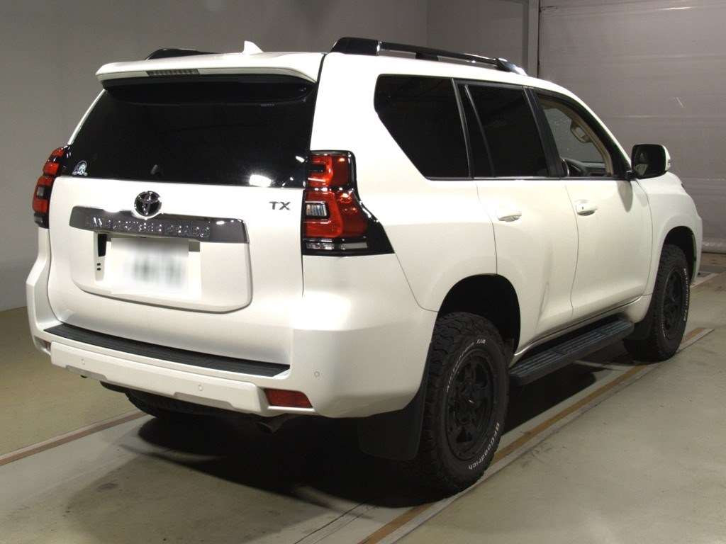 2019 Toyota Land Cruiser Prado TRJ150W[1]