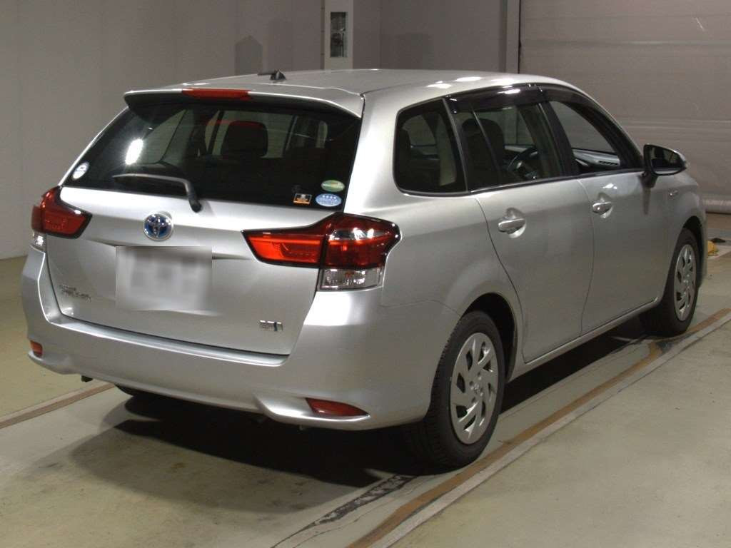 2019 Toyota Corolla Fielder NKE165G[1]